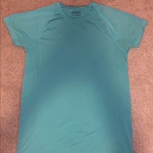 Turquoise Patagonia women’s top